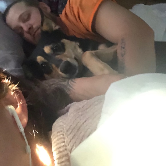 Meet your Posher, Mandi - Picture 1 of 1